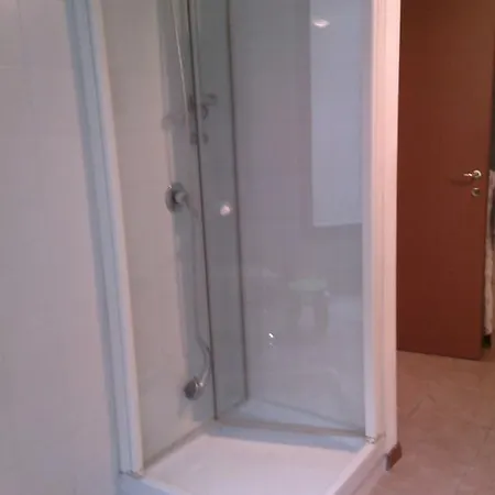 Green Building Bed & Breakfast Canonica (Lombardy)